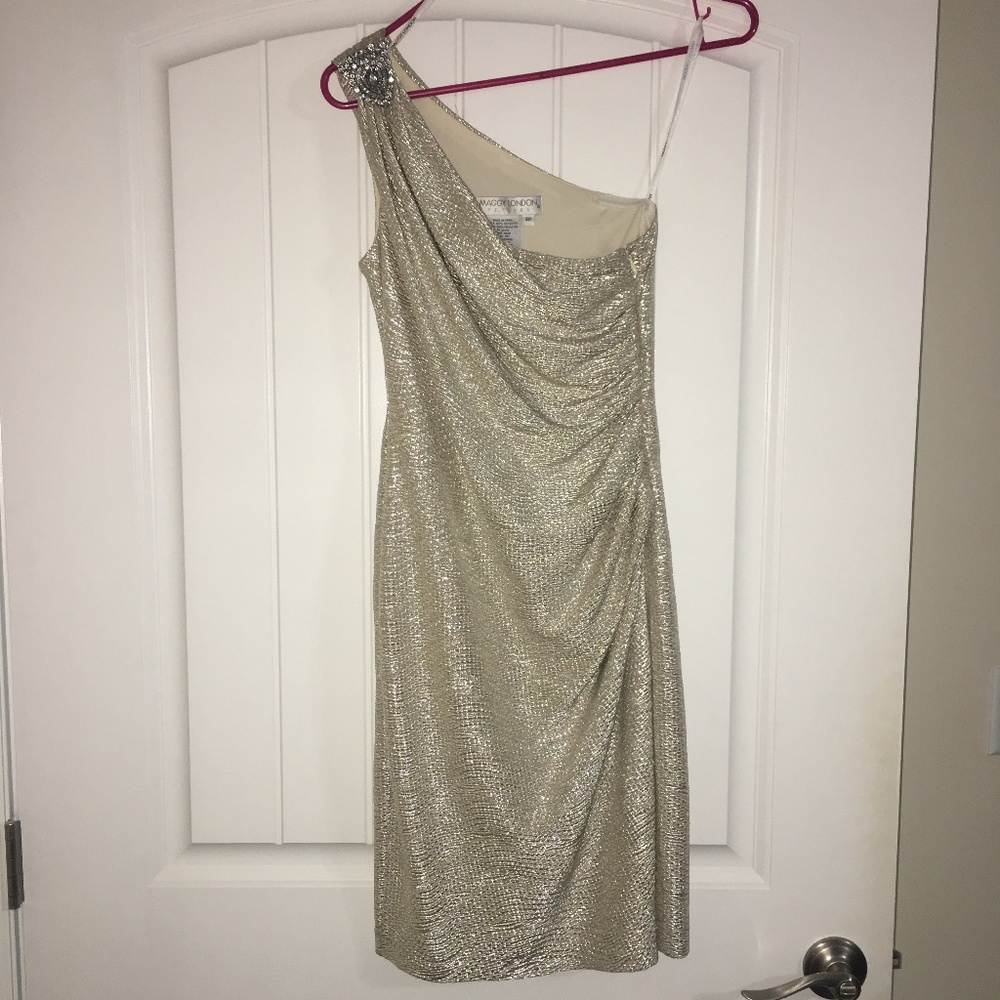 Shimmering cocktail dress